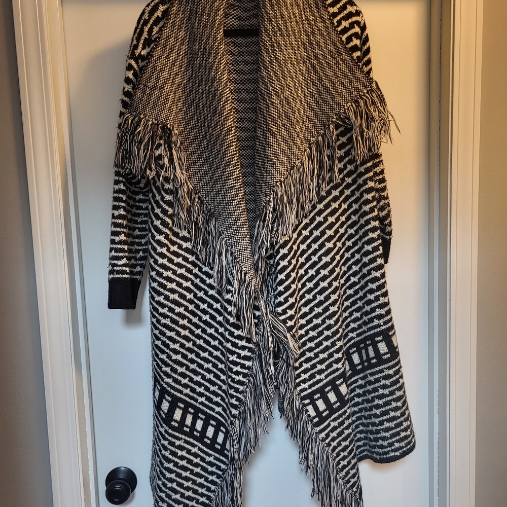 Westbound XL Geometric Long Sweater